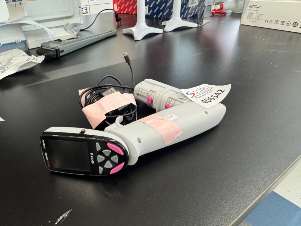 Image of Thermo E1-ClipTip 12.5ul Multichannel Pipette